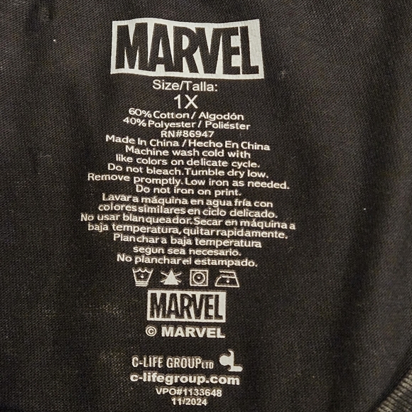 Marvel Spider-Man Short Sleeve Tee Black, Red & White Women size 1X - Picture 4 of 8